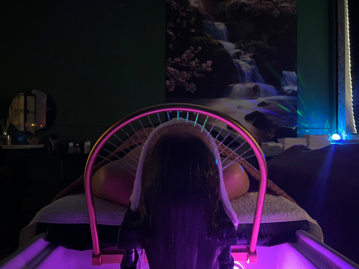 JAPANESE HEADSPA CORK